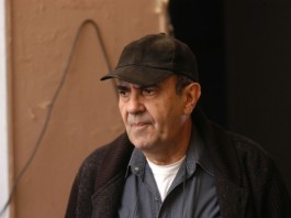 Έφυγε ο σκηνοθέτης Κώστας Κουτσομύτης