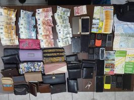 Έτσι έκλεβε η σπείρα των τσαντάκηδων