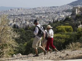 Κυριακάτικος περίπατος γύρω από του Φιλοπάππου με ελεύθερη συμμετοχή – Πως το βάδισμα σώζει ζωές