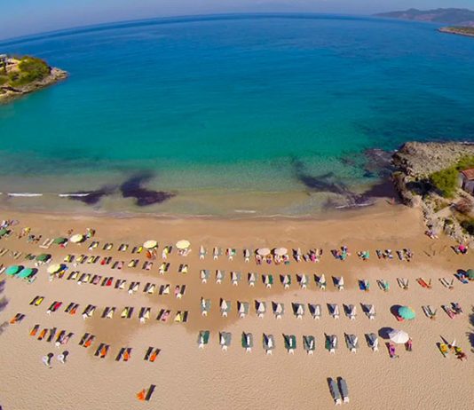 Δέκα φανταστικές παραλίες της Μάνης