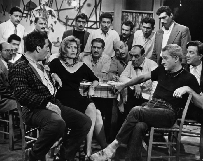 25-26 hatzidakis-pote tin kyriaki-2